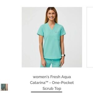 Figs Blue and Green Fitted Short Sleeve Tee